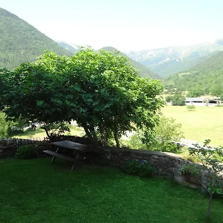 Casa Rural Calzon Ordesa 乡村民宿 *