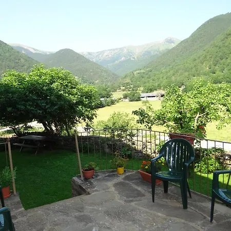 Calzon Ordesa Casa rural Oto