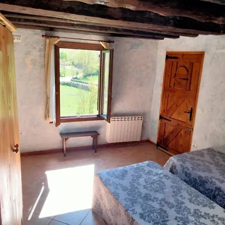 Calzon Ordesa カントリーハウス *